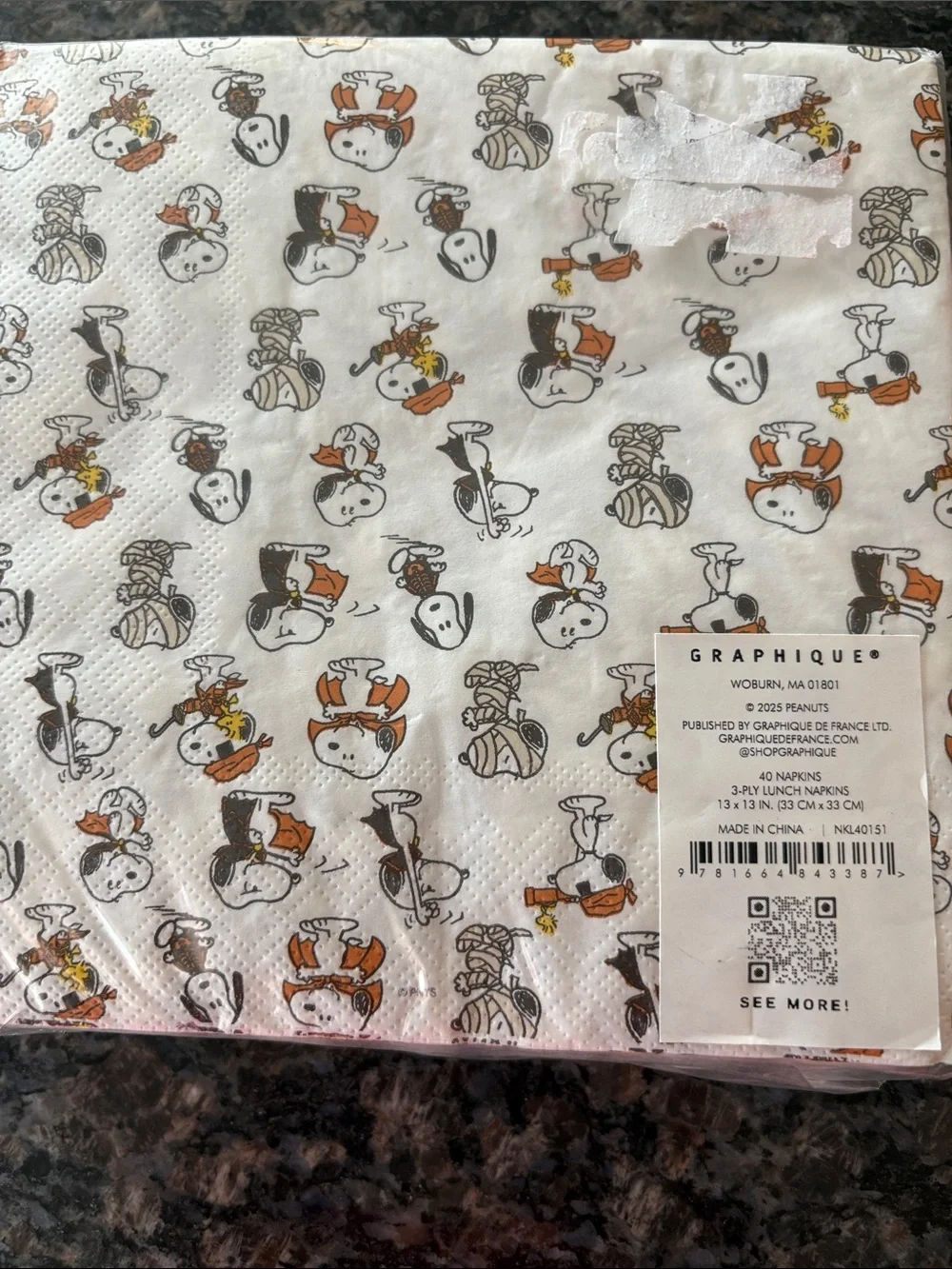 Peanuts Snoopy Party Napkins in White, Black, Orange Halloween brand new